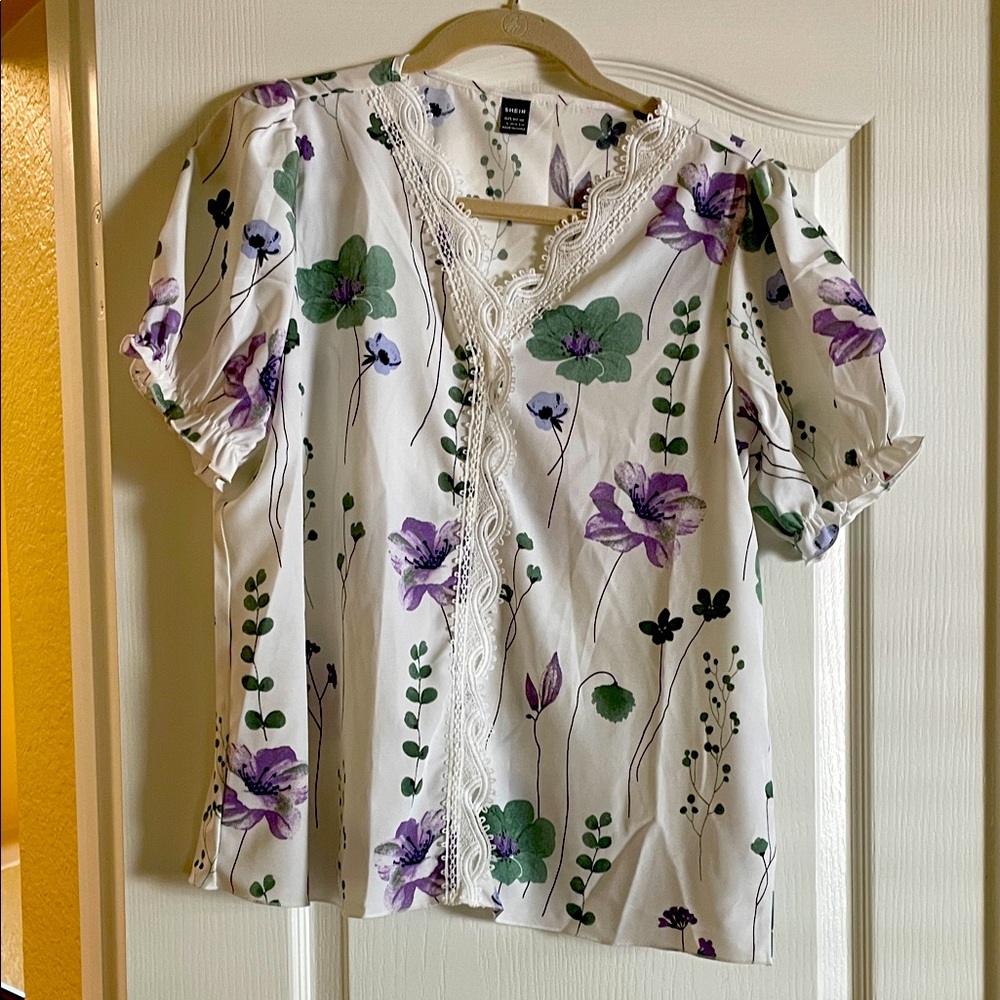 SHEIN lavender floral white background, lace trim, short sleeve Blouse